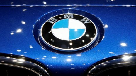 Служители на BMW във Великобритания планират стачки
