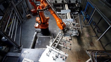 Промишленото производство се върна към растеж през август