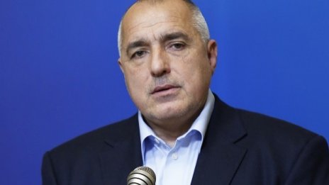 Спад в потреблението на контрабандни цигари отчете премиерът