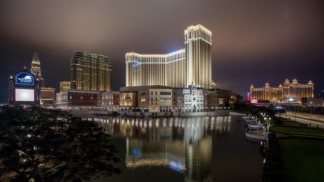 За първи път от месеци приходите от залагания на Макао надминаха очакванията
