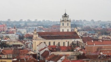 С охлаждането на отношенията с Китай ЦИЕ се обръща към Тайван