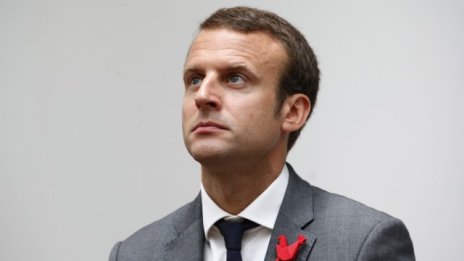 Еманюел Макрон осъди оттеглянето на ръководителя на Alcatel-Lucent