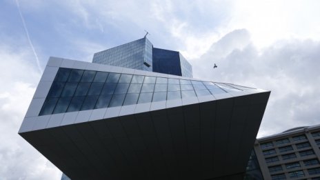 ЕЦБ изглежда готова за нови стимули, но все още остава неясно кога и как