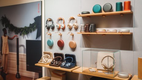 Bang & Olufsen отпразнува 100 години съвършенство  в шоурума си в София