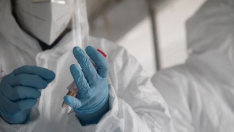 Учен: Не знаем дали срещу коронавируса има имунитет