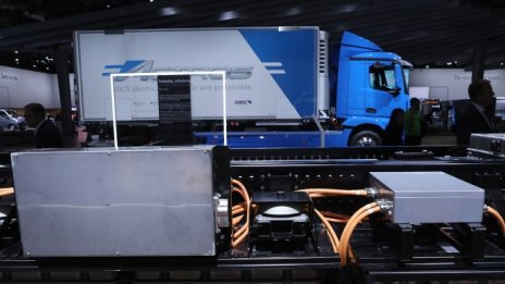 Daimler и Volvo ще произвеждат съвместно системи за горивни клетки за камиони