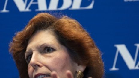 Фед Кливланд: Едва ли ще станем свидетели на бързо V-образно възстановяване 