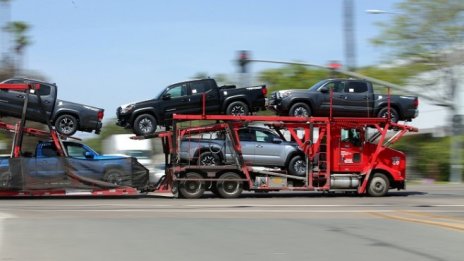 Toyota очаква 20% спад на печалбата