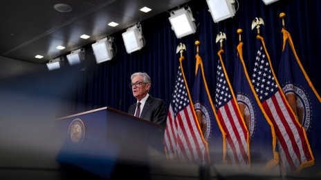 Пауъл намекна, че може да отложи следващото понижение лихвите в САЩ