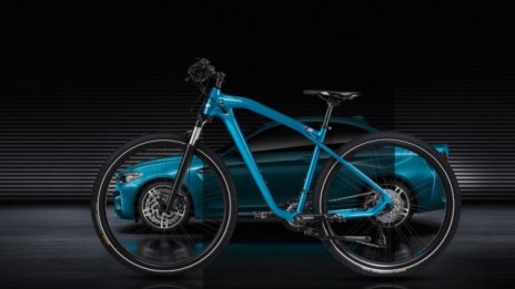 Новият велосипед BMW е в стила на M2 Coupe