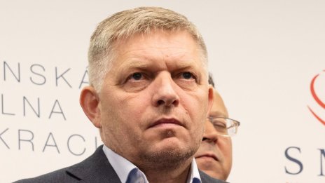 Министерски постове печелят обратно мнозинството на Роберт Фицо в парламента