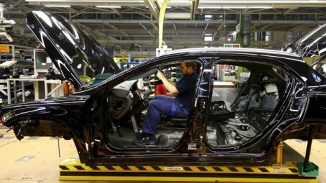 Икономиката на САЩ нараства с най-силен темп от две години, сочат финалните оценки