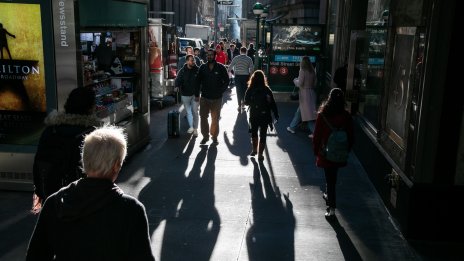 Равносметката в края на декември – предпразничен оптимизъм или силен пазар?