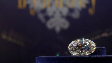 Най-големият конкурент на продажбите на диаманти - луксозните пътувания