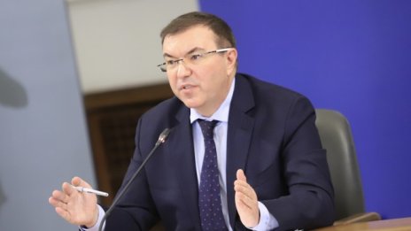 Ангелов: Нощните заведения трябва да останат затворени и след 21 декември