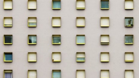 Агенцията за метрологичен надзор спря от продажба стъклопакети