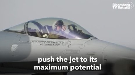 Изкуствен интелект надви пилот на изтребител F-16