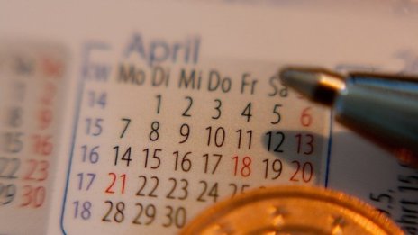 Губи ли икономиката от възприетия модел за почивки след празници?