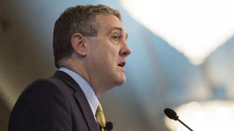 Булард: Паричната политика на САЩ трябва да остане затегната през 2023 г.