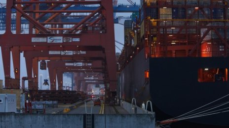 Германският износ нараства за 15-и пореден месец въпреки недостига на материали