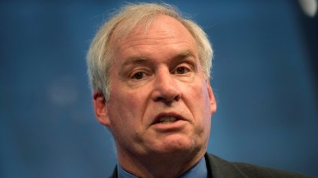 Розенгрен: Фед се нуждае от време, за да прецени ефекта на търговската война