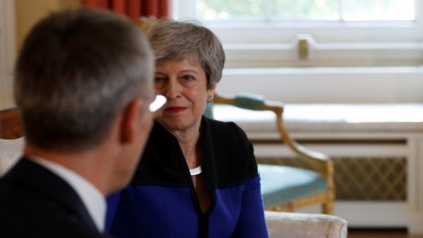 Мей ще направи нов опит да получи подкрепата на депутатите за Brexit през юни