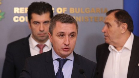 Александър Николов: Г-7 следи за поведението на България спрямо претенциите на "Газпром"