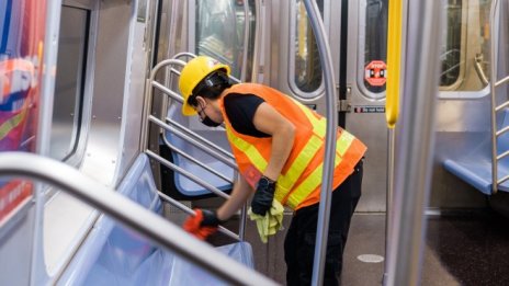  Как се почиства метрото в Ню Йорк