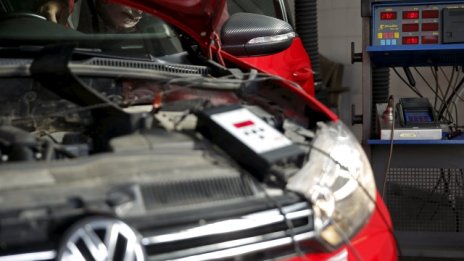 Volkswagen e правила опит да покрие проблема с емисиите