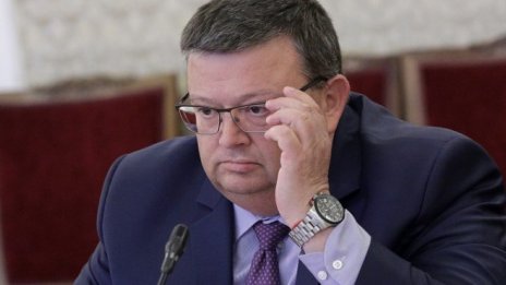 Сотир Цацаров видя негативи и в двата проекта за антикорупционен закон