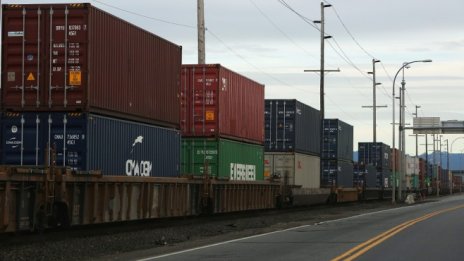 Южна Корея вади Япония от списъка със страни с преференциален търговски статут