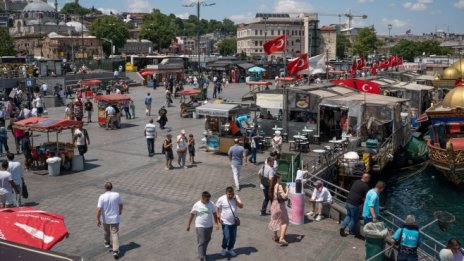 Fitch Ratings допълнително понижи кредитния рейтинг на Турция