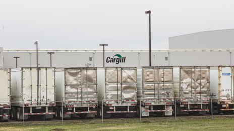 Гигантът в търговията със земеделски стоки Cargill съкращава 8 хил. работни места