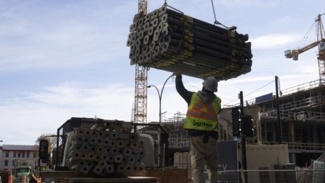 Темпът на напускане на работа е по-показателен за инфлацията от заетостта