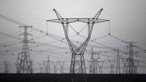 Производството на ток се свива с над 6% през септември