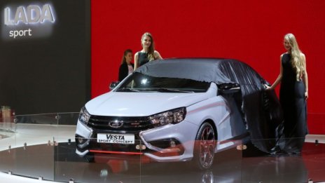 „АвтоВАЗ“ повишава цените на моделите „Лада“ за втори път този месец