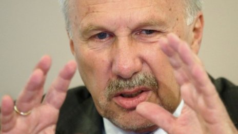 Новотни: ЕЦБ би могла да предостави предварително мостово финансиране на Гърция