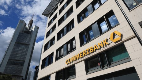 Commerzbank повишава целите за възвръщаемостта заради по-високите приходи