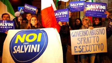 Възможните сценарии след конституционния референдум в Италия