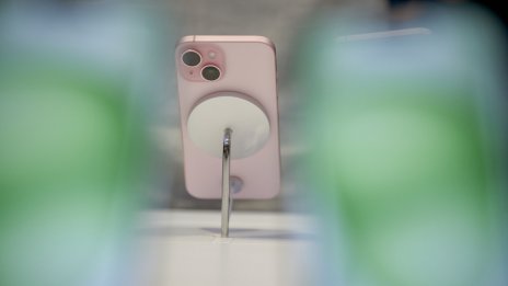 Пазарът на смартфони записа най-слабото си трето тримесечие от десетилетие