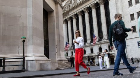 S&P 500 се възстановява от спада в понеделник*