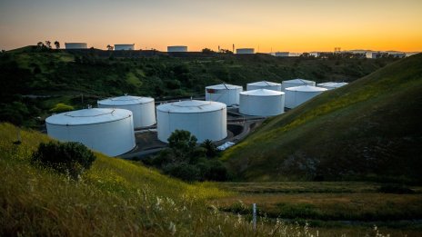 Цените на петрола се възстановяват след първоначалния си спад*