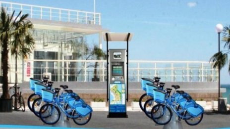 Бургас пуска интерактивни терминали за наем на велосипеди
