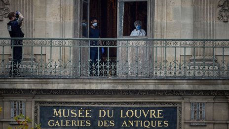 Наистина ли са безценни откраднатите от Лувъра бижута?