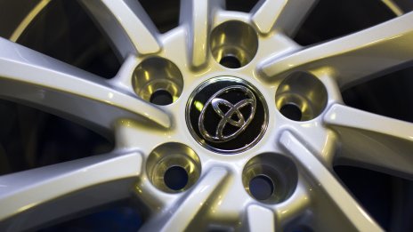 Toyota Industries е получила оферта за изкупуване от Toyota Motor