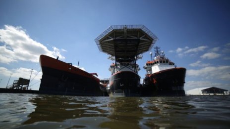 Офшорната сондажна индустрия се сблъсква с нови трудности