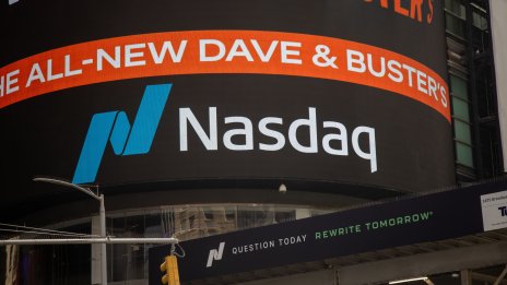 Индексите на Wall Street почти не трепват в очакване на решението на Фед за лихвите*