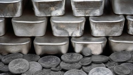 Волатилността кара инвеститорите отново да погледнат към благородните метали