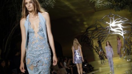 Италианският държавен фонд за дялов капитал иска парче от Versace