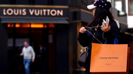 Индустрията на фалшификатите: по-печеливша от наркотърговията